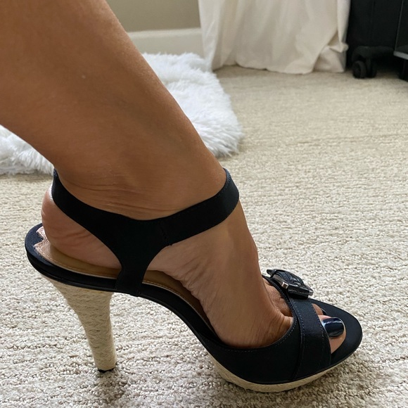 🖤Via Spiga Heels🖤 - Picture 2 of 7